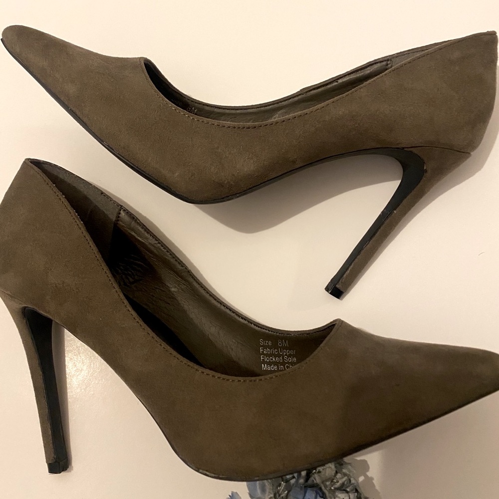 Gray Pumps Charlotte Russe NWOT